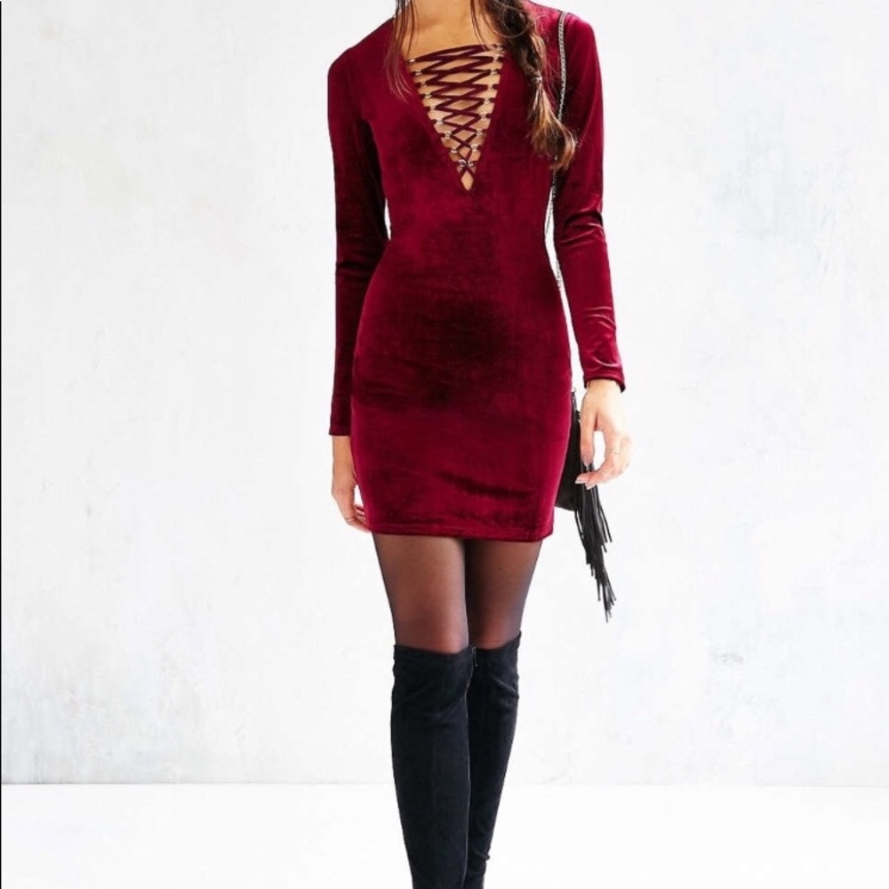Ecote Red Velvet Long Sleeve Dress Size M